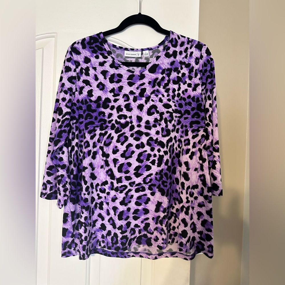 Purple animal print leopard blouse size fit XL